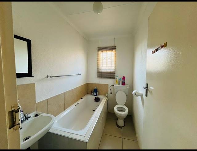 3 BEDROOM HOUSE FOR SALE IN WINDMILL PARK